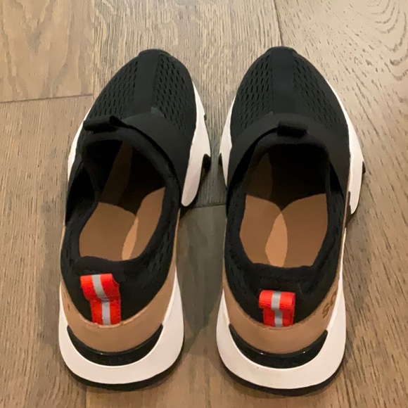 SOREL kinetic impact II strap slip on sneaker - Picture 3 of 9